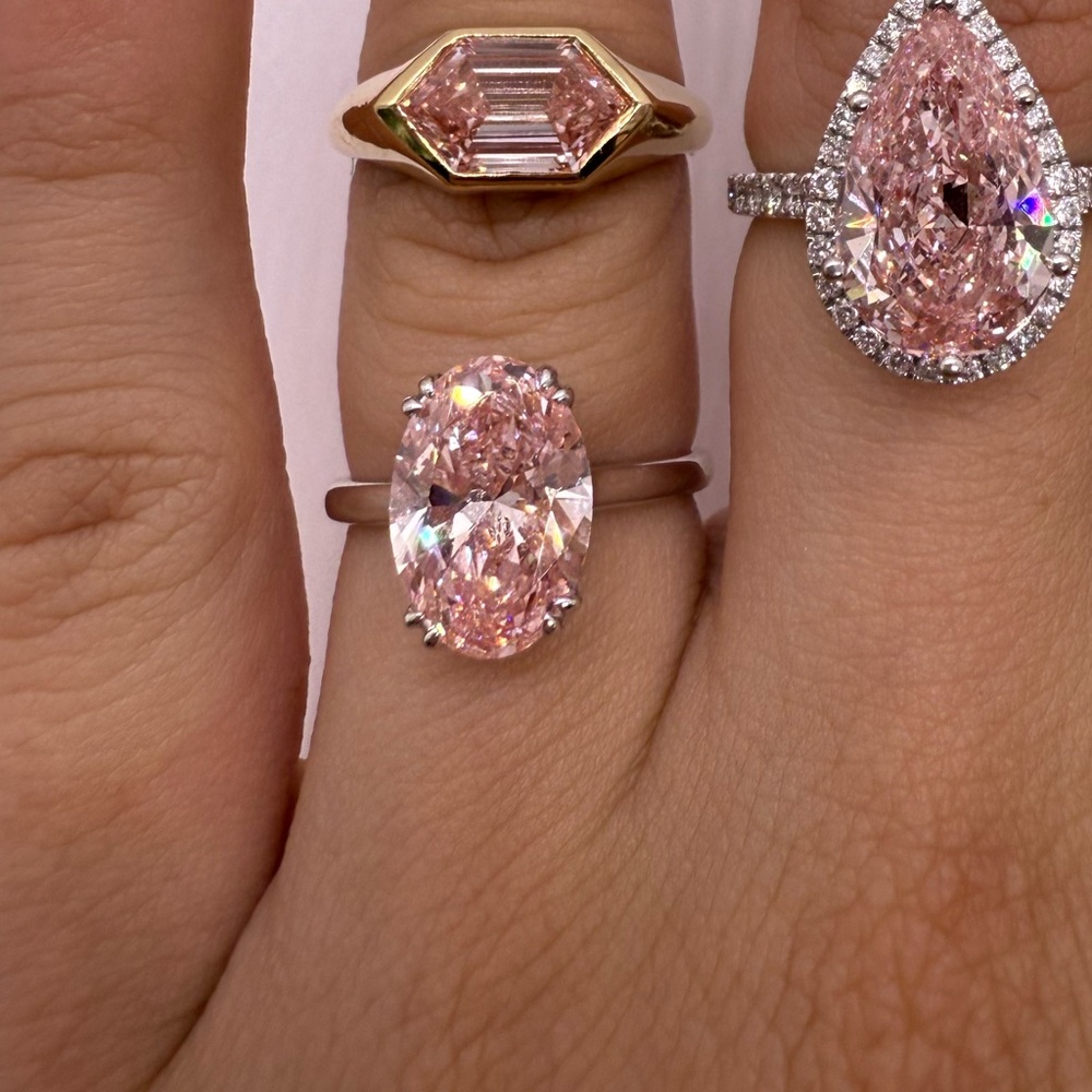 3.08 carat fancy vivid pink oval diamond engagement ring solitaire hidden halo